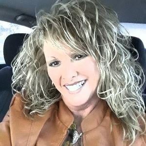 Meet your Posher, Sharon